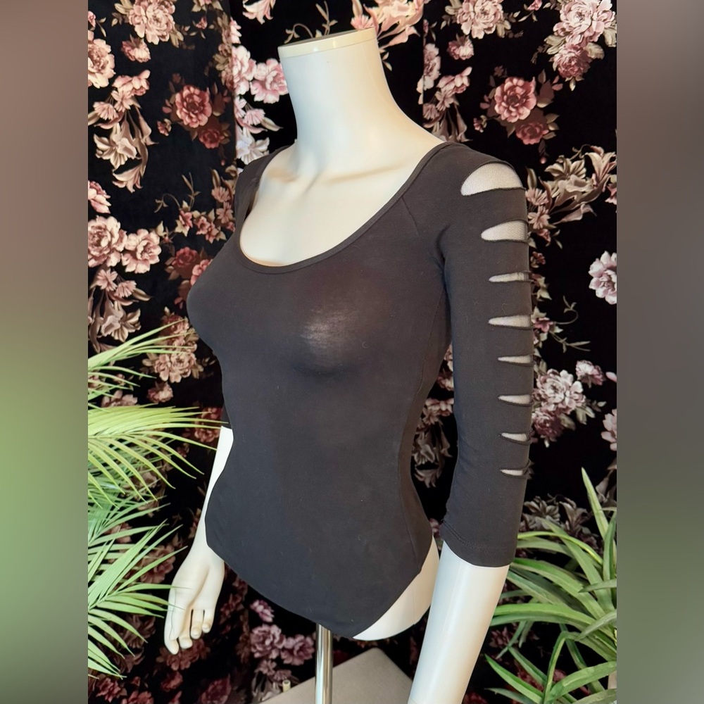 Natalie Dancewear Stretchy Black Slash Sleeve Mesh Underlay Leotard Size Medium
